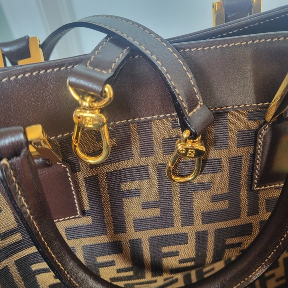 Authentic Fendi Monogram FF Zucca Shopper Tote - Picture 2 of 13